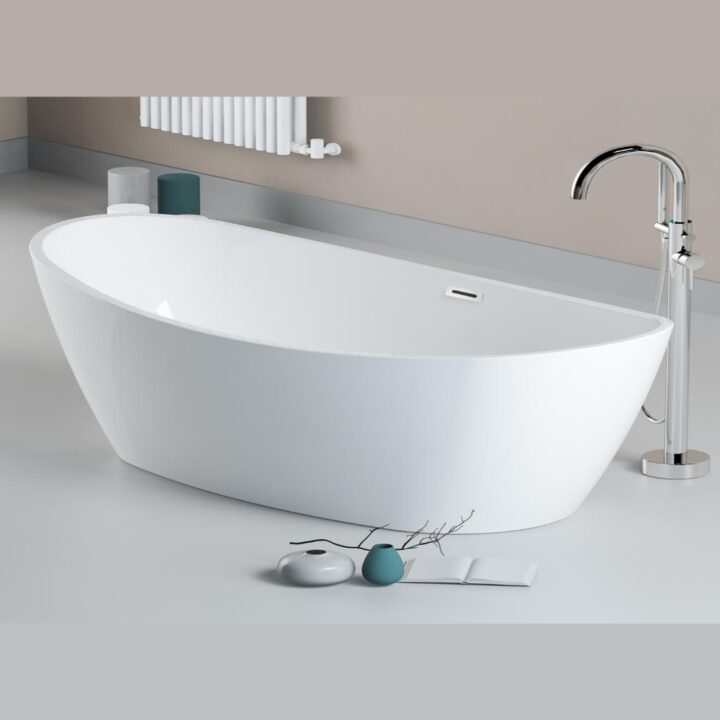 Freestanding acrylic bathtub 170x80