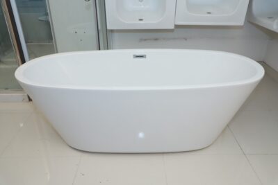 freestanding tub